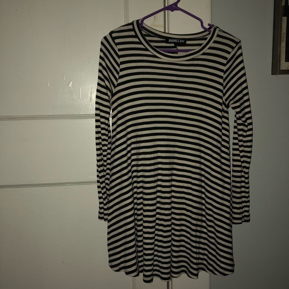 Black and white stripped dress
